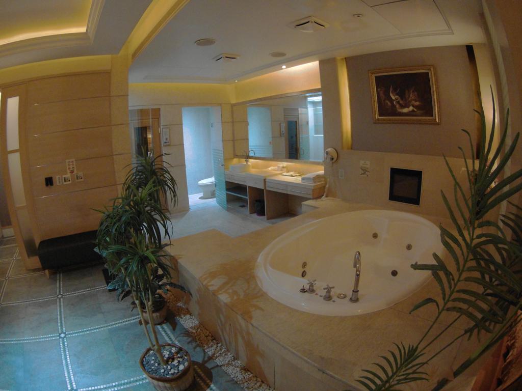 Changsing Business Motel Ταϊνάν Εξωτερικό φωτογραφία